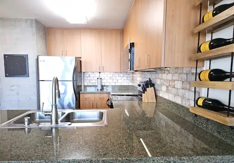 Interior 21